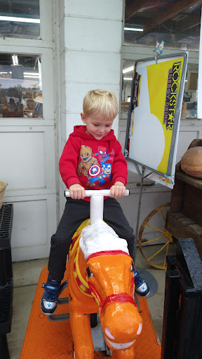 Supermarket «Al Couch Super Market», reviews and photos, 2115 Hamilton Eaton Rd, Hamilton, OH 45011, USA