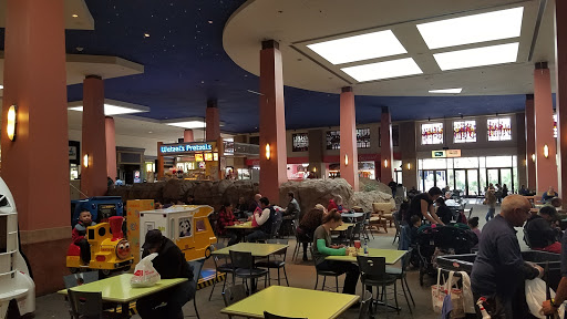 Shopping Mall «Paradise Valley Mall», reviews and photos, 4568 E Cactus Rd, Phoenix, AZ 85032, USA