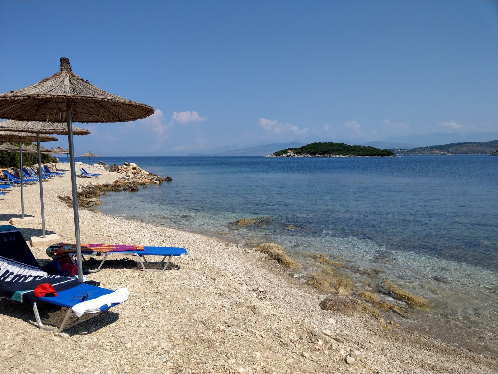 The Last Bay II'in fotoğrafı geniş bir kıyı şeridi ile birlikte