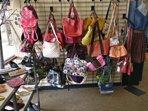 Used Clothing Store «Clothes Mentor», reviews and photos, 1369 Wilmington Pike, West Chester, PA 19382, USA