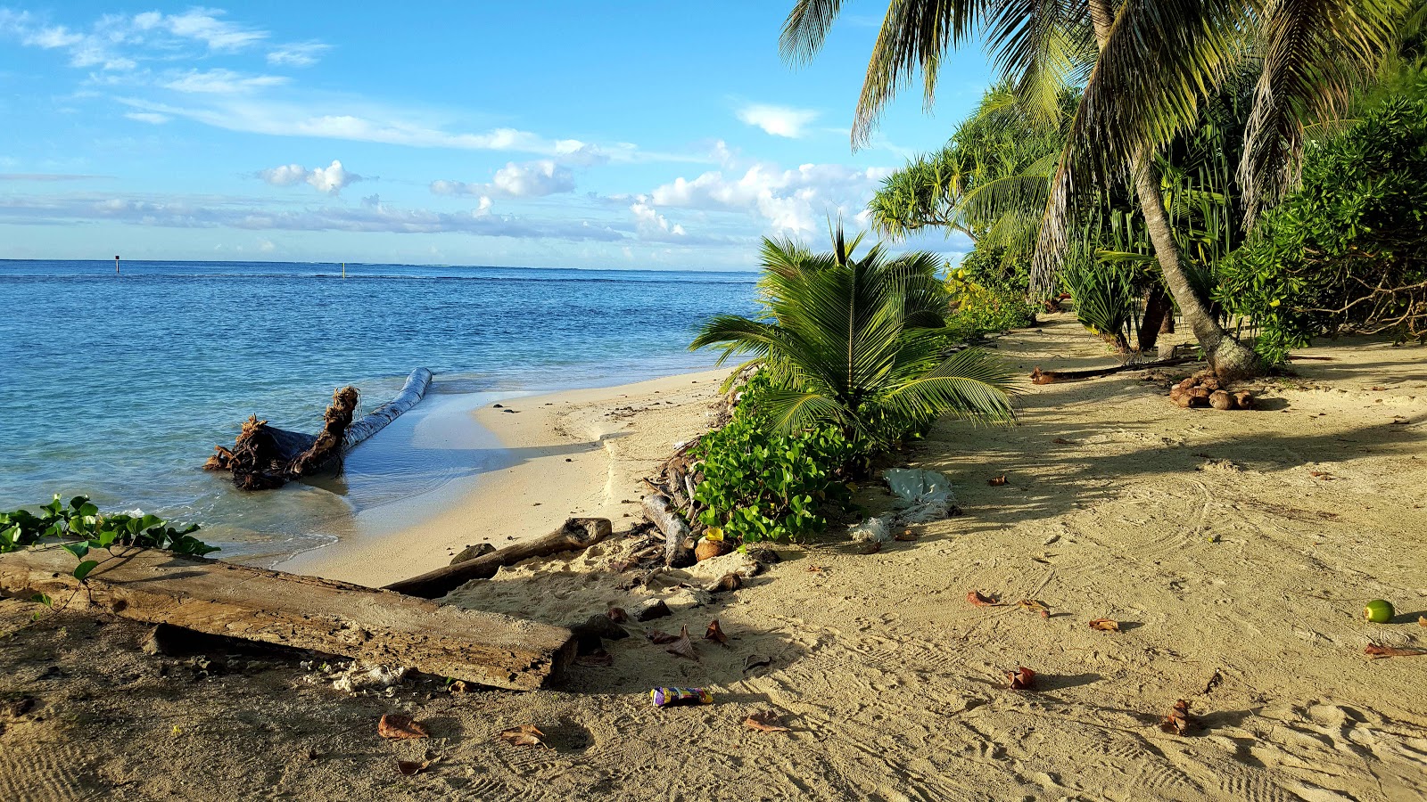 Foto von Te Ora Hau Hotel mit beiger sand Oberfläche