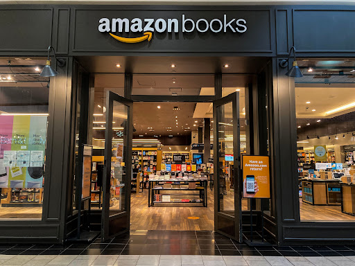 Book Store «Amazon Books», reviews and photos, 9585 SW Washington Square Rd, Portland, OR 97223, USA
