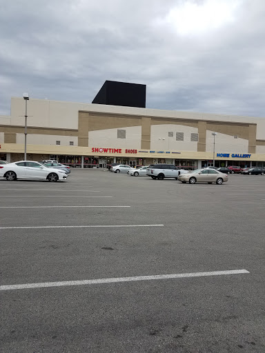 Shopping Mall «Cedarbrook Plaza Shopping Center», reviews and photos, 1000 Easton Rd, Wyncote, PA 19095, USA