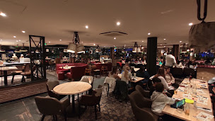Photo n°85 de Hippopotamus Steakhouse à Meudon ()