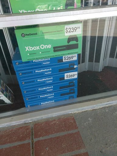 Video Game Store «GameStop», reviews and photos, 213 Washington St, Hudson, MA 01749, USA