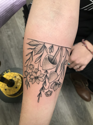 Tattoo Shop «Trilogy Tattoo Co», reviews and photos, 701 Lynnhaven Pkwy, Virginia Beach, VA 23452, USA