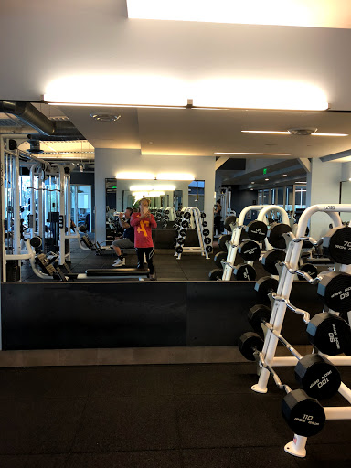 Gym «Equinox Woodland Hills», reviews and photos, 21530 Oxnard St, Woodland Hills, CA 91367, USA