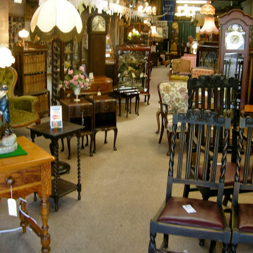 Garvey's Furniture & Antiques - Furniture store
