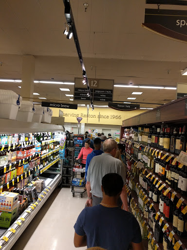 Grocery Store «Safeway», reviews and photos, 11120 South Lakes Dr, Reston, VA 20191, USA