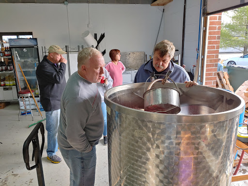 Wine Club «North Coast Wine Club», reviews and photos, 30700 Bainbridge Rd, Solon, OH 44139, USA