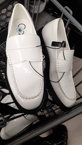 Shopping Mall «The Shops At Ledgewood Commons», reviews and photos, 461 NJ-10, Ledgewood, NJ 07852, USA