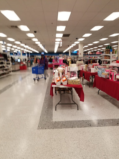 Shopping Mall «Laurel Lakes Centre», reviews and photos, 14700 US-1, Laurel, MD 20707, USA