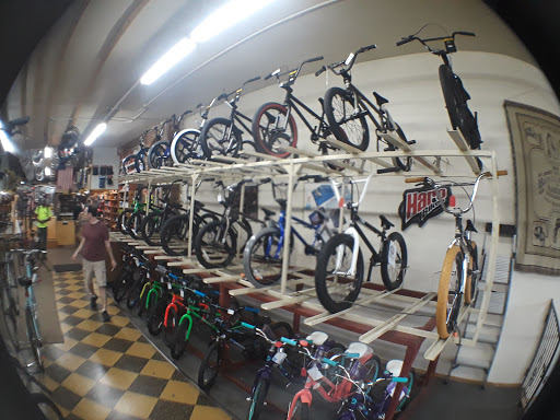 Bicycle Store «ADT Bike & Skate Shop (Arc De Triomphe Inc)», reviews and photos, 114-01 Jamaica Ave, Richmond Hill, NY 11418, USA
