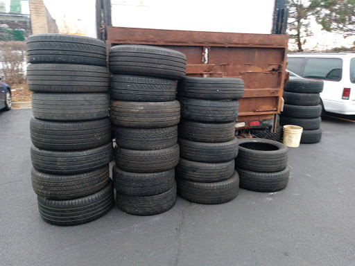 Auto Repair Shop «Meineke Car Care Center», reviews and photos, 1127 W Stearns Rd, Bartlett, IL 60103, USA