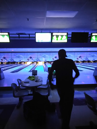Bowling Alley «Parkside Lanes», reviews and photos, 34W185 Montgomery Rd, Aurora, IL 60504, USA