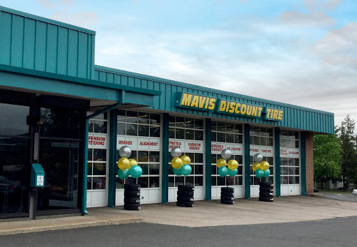 Tire Shop «Mavis Discount Tire», reviews and photos, 612 US-206, Raritan, NJ 08869, USA