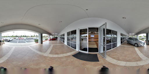 Used Car Dealer «Q Auto Brandon», reviews and photos, 1207 E Brandon Blvd, Brandon, FL 33511, USA