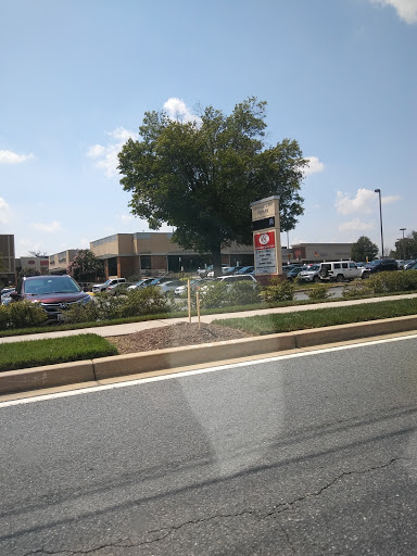 Grocery Store «Giant Food», reviews and photos, 10400 Old Georgetown Rd, Bethesda, MD 20814, USA