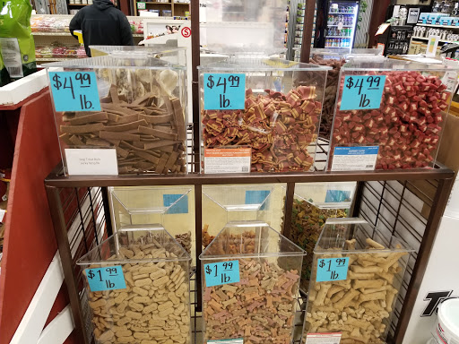 Farm Equipment Supplier «Tarwater Farm & Home Supply», reviews and photos, 4107 NW Topeka Blvd, Topeka, KS 66617, USA