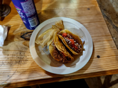 Tacos bep bep - 76807, Nogal 14, Las Huertas, San Juan del Río, Qro., Mexico