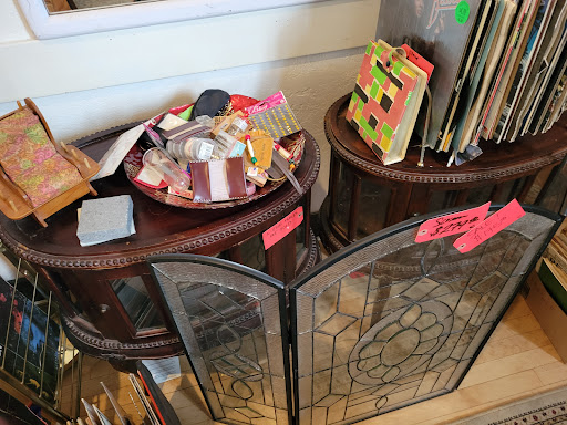 Clothing Store «Shwop», reviews and photos, 5239 SE Woodstock Blvd, Portland, OR 97206, USA