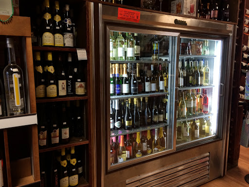 Liquor Store «B&S WINE AND SPIRITS», reviews and photos, 152 Wyckoff Ave, Brooklyn, NY 11237, USA