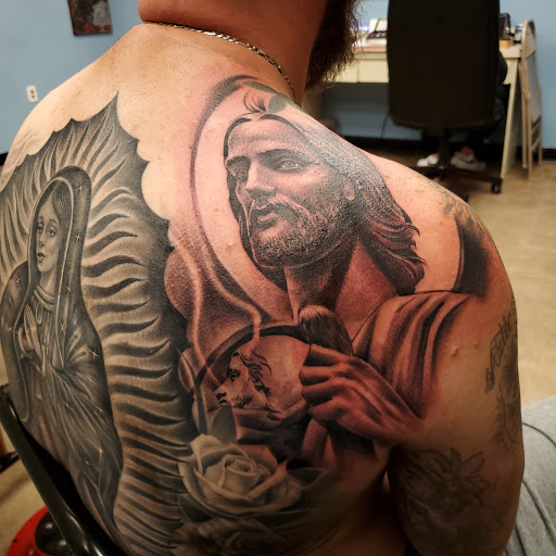 Tattoo Shop «Aztec Ink», reviews and photos, 8920 North Fwy, Houston, TX 77037, USA