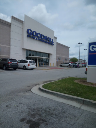 Thrift Store «Goodwill of North Georgia: Hiram Store and Donation Center», reviews and photos, 4749 Jimmy Lee Smith Pkwy, Hiram, GA 30141, USA
