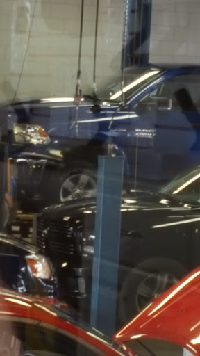 Auto Repair Shop «Dave Sinclair Chrysler Dodge Jeep Ram», reviews and photos, 2326 W Osage St, Pacific, MO 63069, USA