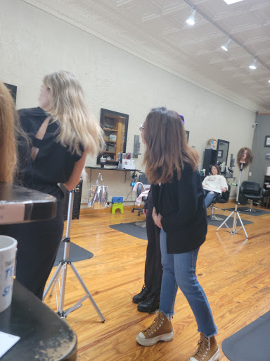 Beauty Salon «Ambiance Salon», reviews and photos, 118 E Tarpon Ave # 1, Tarpon Springs, FL 34689, USA