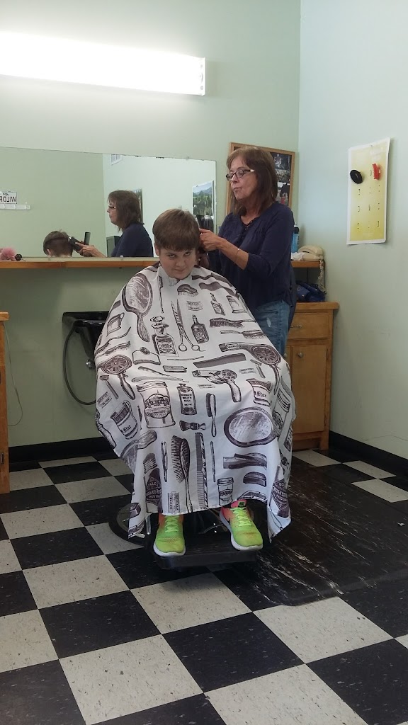Stacy's Barber Shop 30161