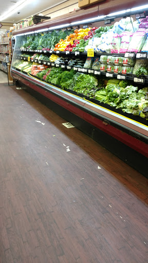 Supermarket «Cal-Mart», reviews and photos, 3585 California St, San Francisco, CA 94118, USA