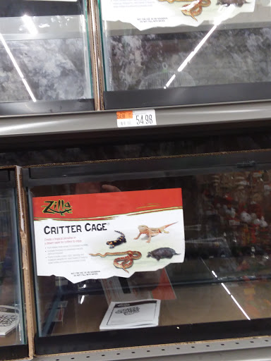 Pet Supply Store «Pet Supplies Plus», reviews and photos, 13360 W 87th St Pkwy, Lenexa, KS 66215, USA