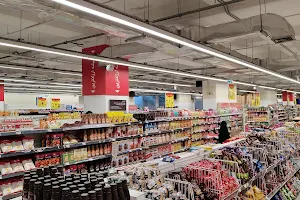 Hyperstar Market image