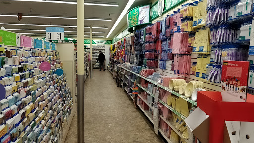 Dollar Store «Dollar Tree», reviews and photos, 110 11th St S, Moorhead, MN 56560, USA