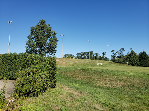 Public Golf Course «Hole-In-One Golf Center», reviews and photos, 530 NJ-33, Millstone, NJ 08535, USA