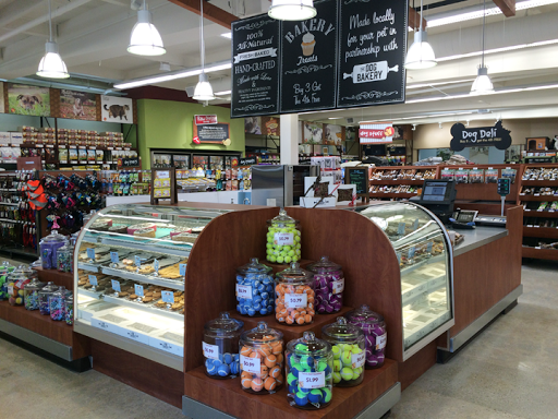 Pet Supply Store «Pet Food Express», reviews and photos, 9153 W Olympic Blvd, Beverly Hills, CA 90212, USA