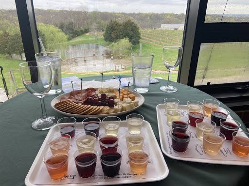 Winery «Vinoklet Winery», reviews and photos, 11069 Colerain Ave, Cincinnati, OH 45252, USA