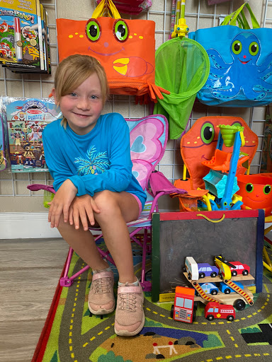 Bicycle Store «Rad Bicycles, Boards, Hobbies & Sup & Kayak Rentals», reviews and photos, 1401 Gulf Blvd #5, Indian Rocks Beach, FL 33785, USA