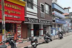 Statue Restaurant image