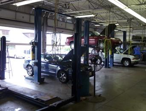 Auto Repair Shop «Tuffy Auto Service Center», reviews and photos, 9401 Fields Ertel Rd, Cincinnati, OH 45249, USA