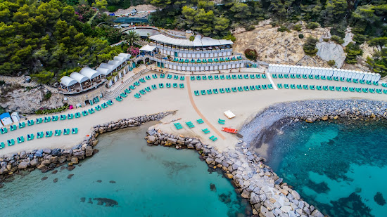 Andora Marina Beach
