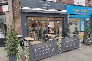 Benton’s cafe image