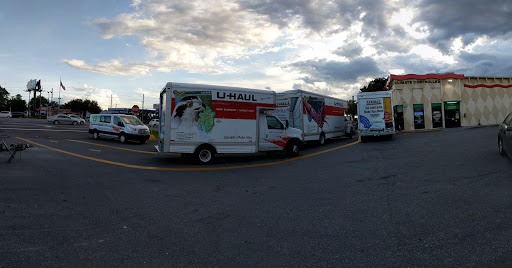 Truck Rental Agency «U-Haul Moving & Storage of Alafaya», reviews and photos, 11815 E Colonial Dr, Orlando, FL 32826, USA