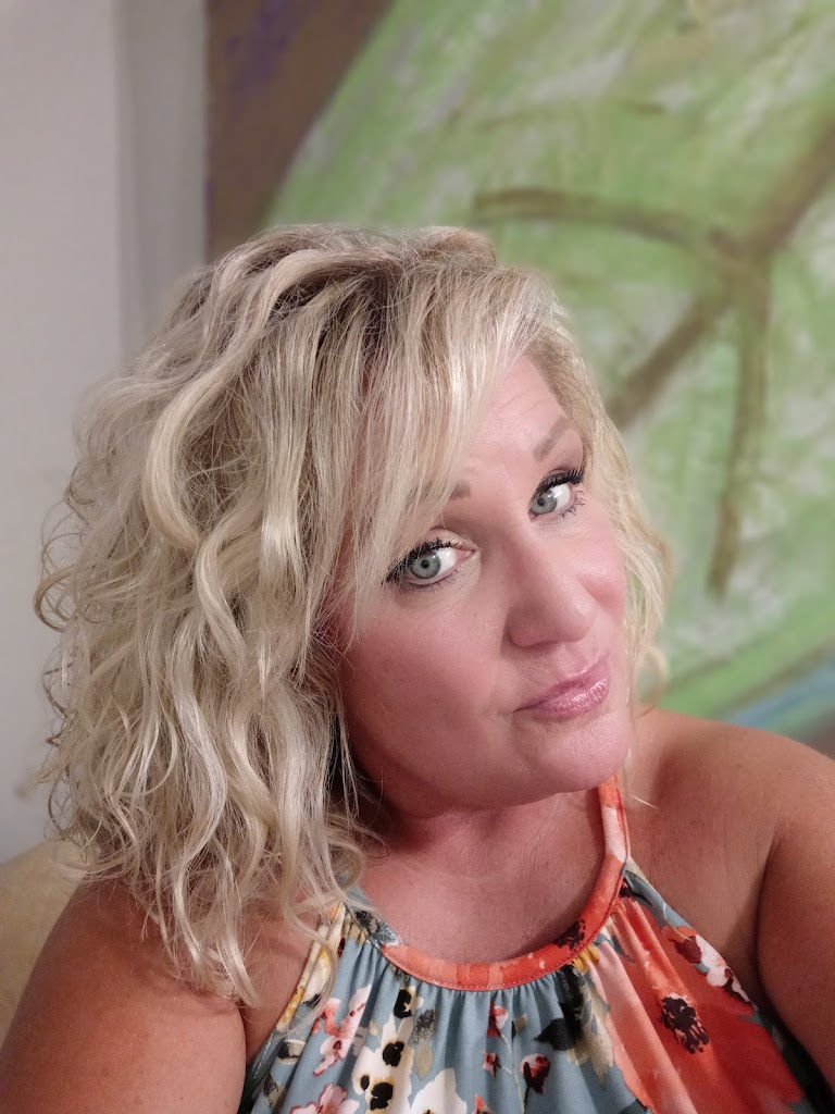 CLOUD 9 SALON & SPA Quincy, IL 62301 Services and Reviews