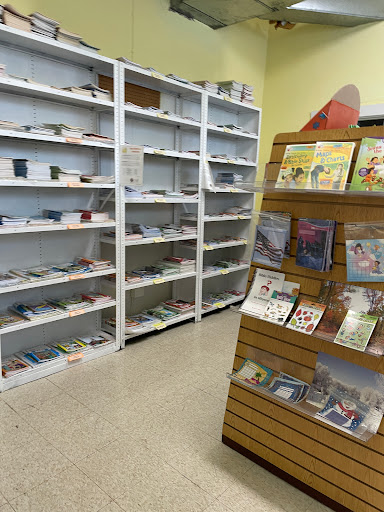 Christian Book Store «DeHoff Christian Bookstore», reviews and photos, 749 NW Broad St, Murfreesboro, TN 37129, USA