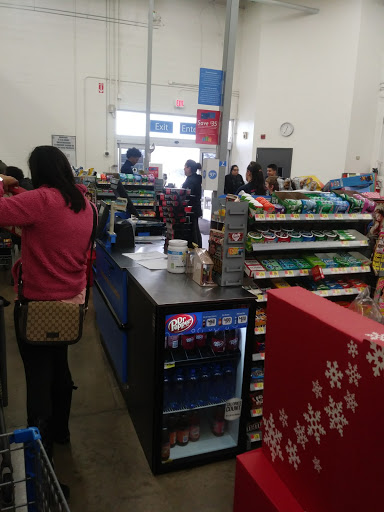 Supermarket «Walmart Neighborhood Market», reviews and photos, 915 N Town E Blvd, Mesquite, TX 75150, USA