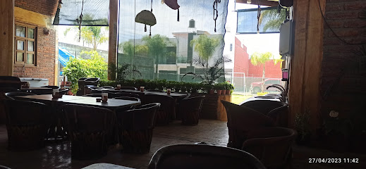 Restaurante las Cazuelas - MICH 16, 60394 Los Reyes de Salgado, Mich., Mexico