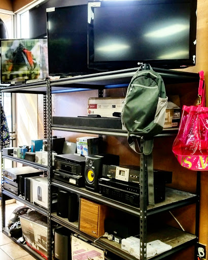 Pawn Shop «PARKER PAWN LLC», reviews and photos, 727 W Lumsden Rd, Brandon, FL 33511, USA