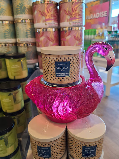 Shopping Mall «Southgate Shopping Center», reviews and photos, 13545 Eureka Rd, Southgate, MI 48195, USA